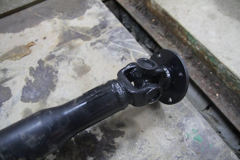 Кардан Рено Дастер 4х4