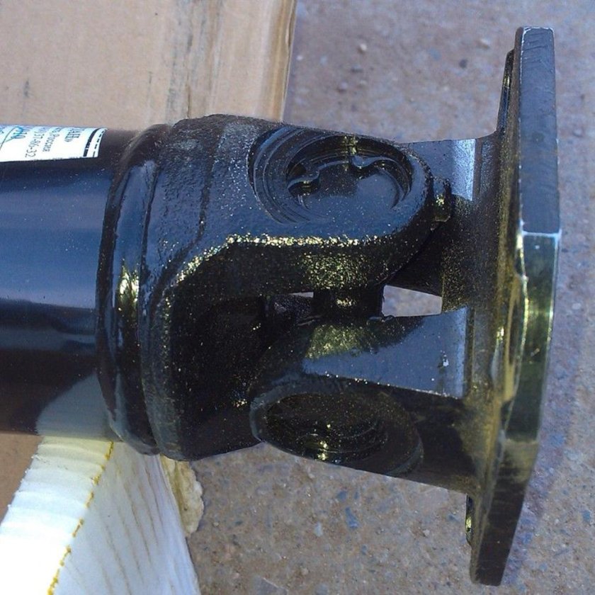 Кардан r-2200010