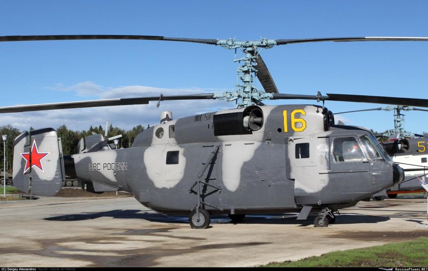 Палубный вертолет ка-32