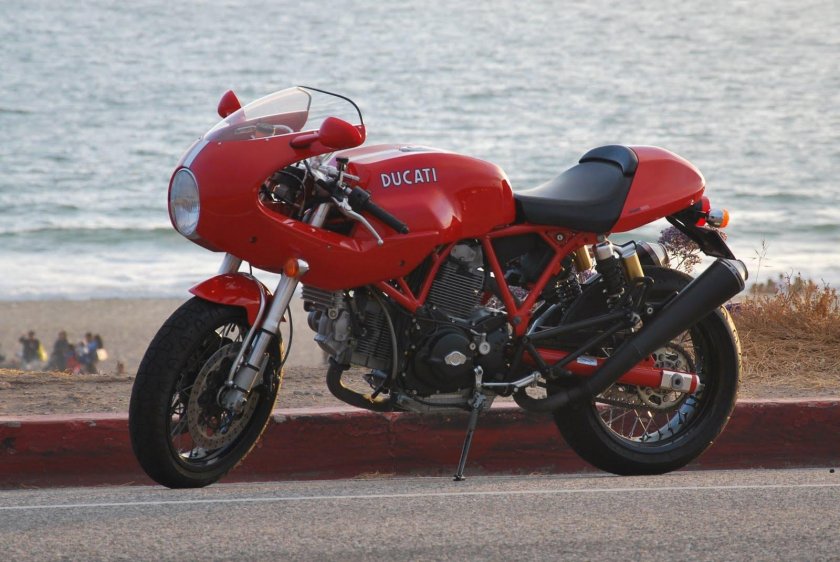 Ducati Sport 1000s