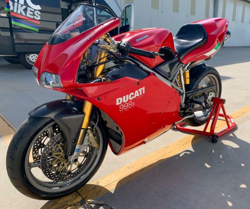 Ducati мотоцикл
