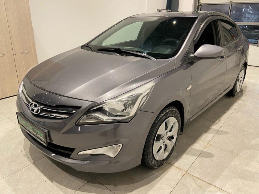 Hyundai solaris 2015