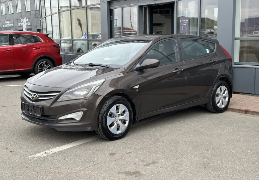 Хендай солярис хэтчбек 2015