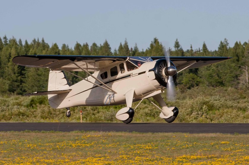 Цесна высокоплан