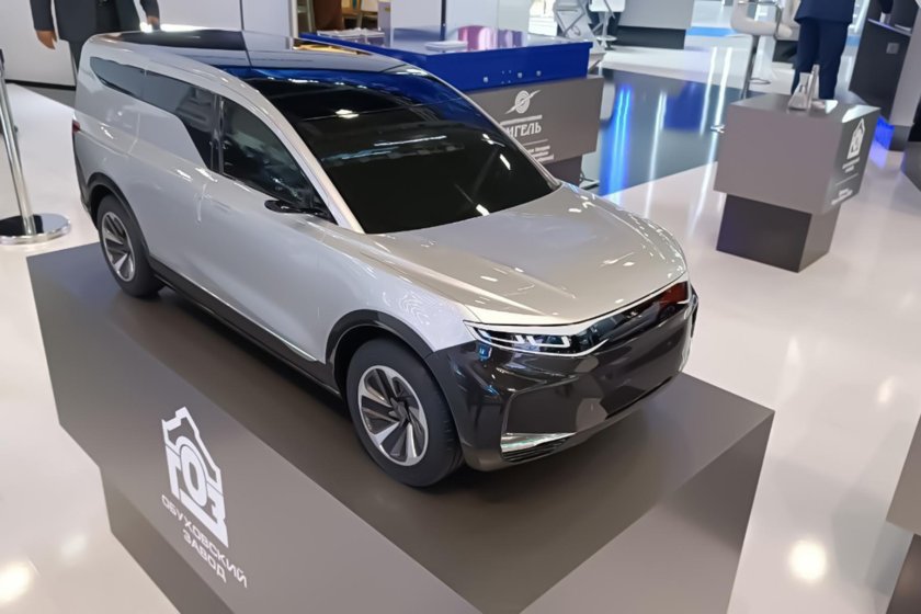 Электромобиль e-Neva Алмаз-Антей