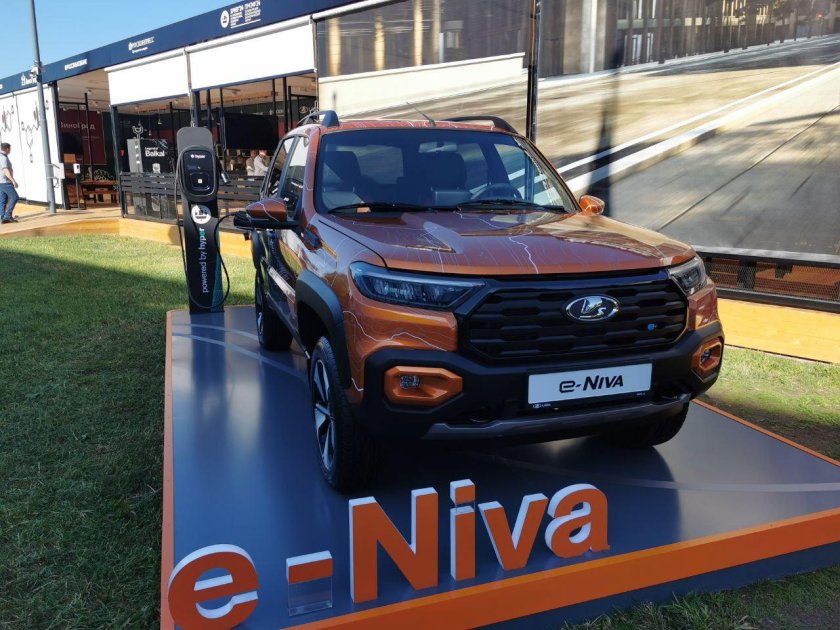 Лада нива тревел