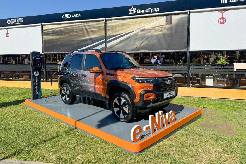 Новая лада нива тревел 2025