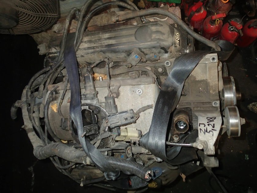 Двигатель джип Гранд Чероки 5.2