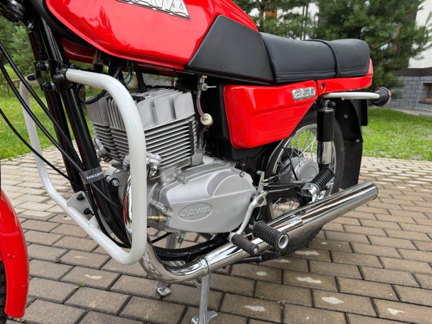 Мотоцикл ява 638 люкс