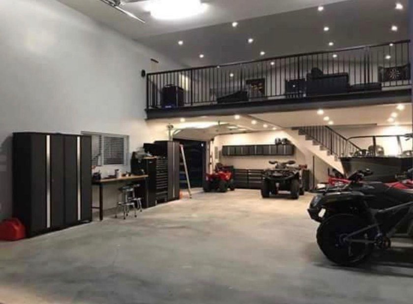 Интерьер жилого гаража