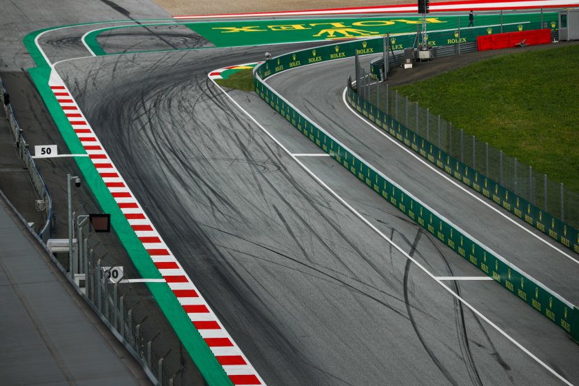 Поле для гонок