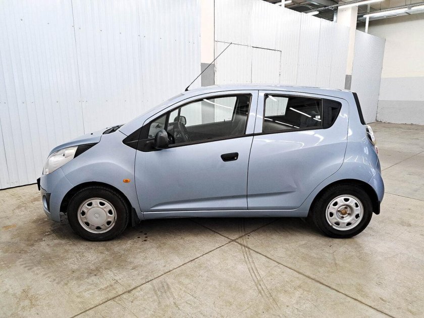 Chevrolet spark 2012