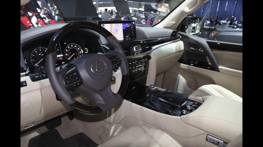 Lexus LX 570 Interior