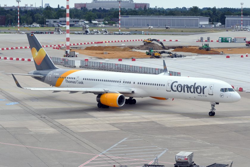 Boeing 757-300 condor
