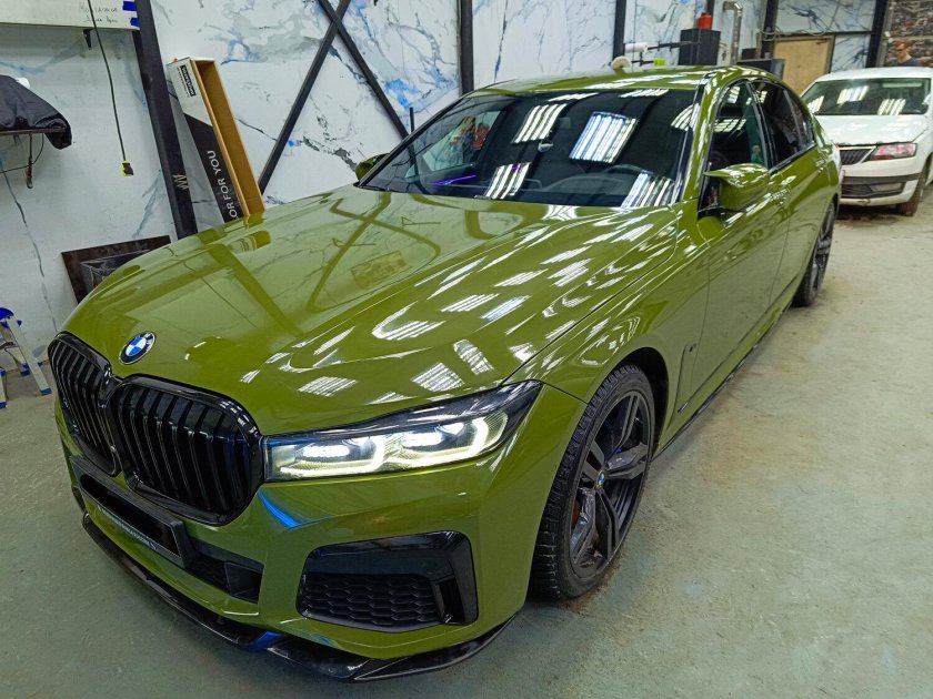 Оклейка авто пленкой