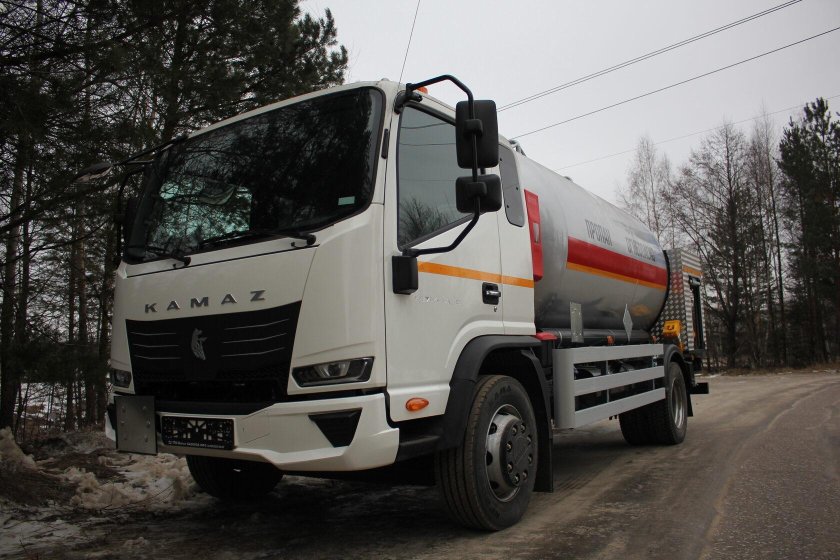 Топливозаправщик камаз