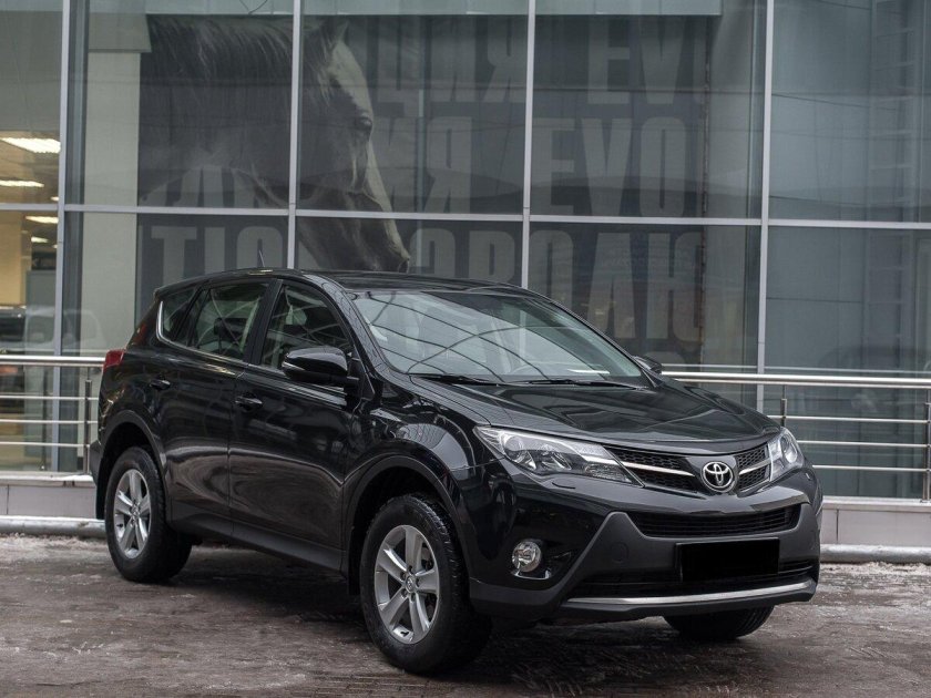 Тойота рав 4 2014 черный