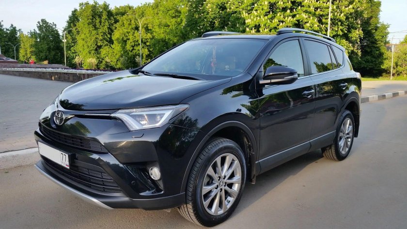 Тойота рав 4 2016 черный