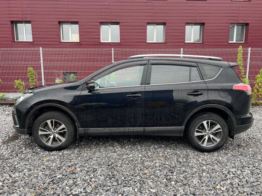 Toyota rav 4 iv