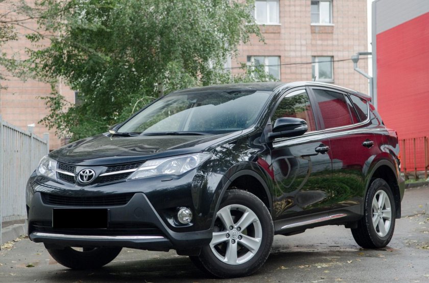 Тойота рав 4 2014