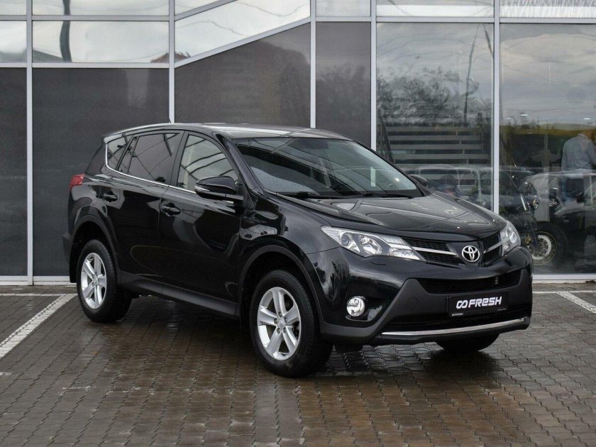 Тойота рав 4 2013 года