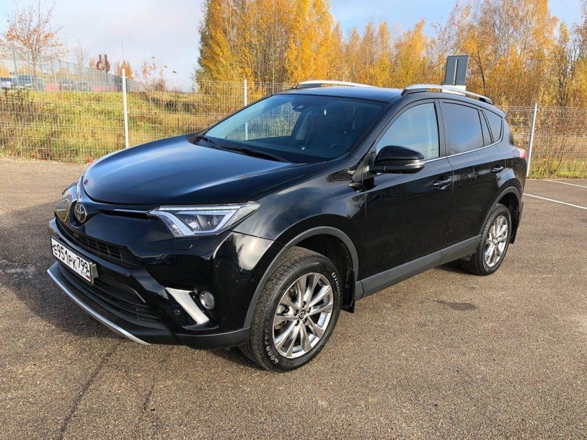 Toyota RAV 4 2016 Black