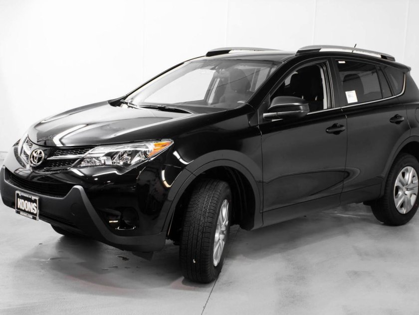 Тойота рав 4 2015