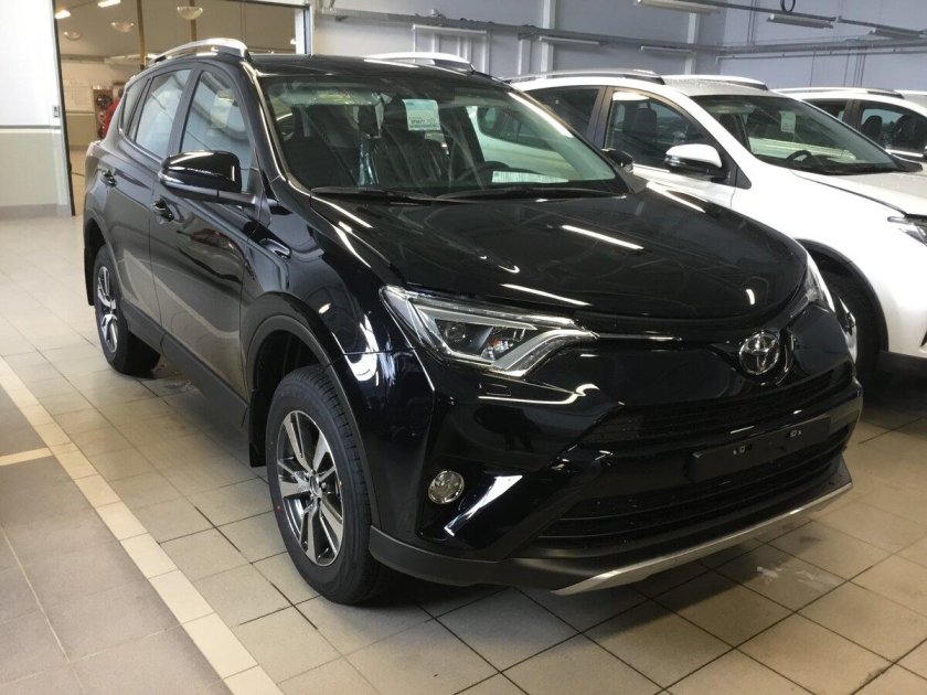 Тойота рав 4 новая черная