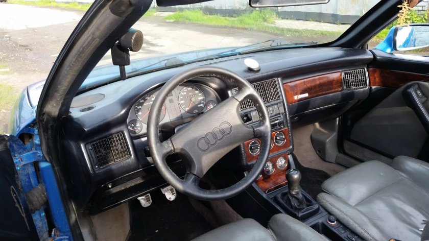 Ауди 80 кабриолет салон