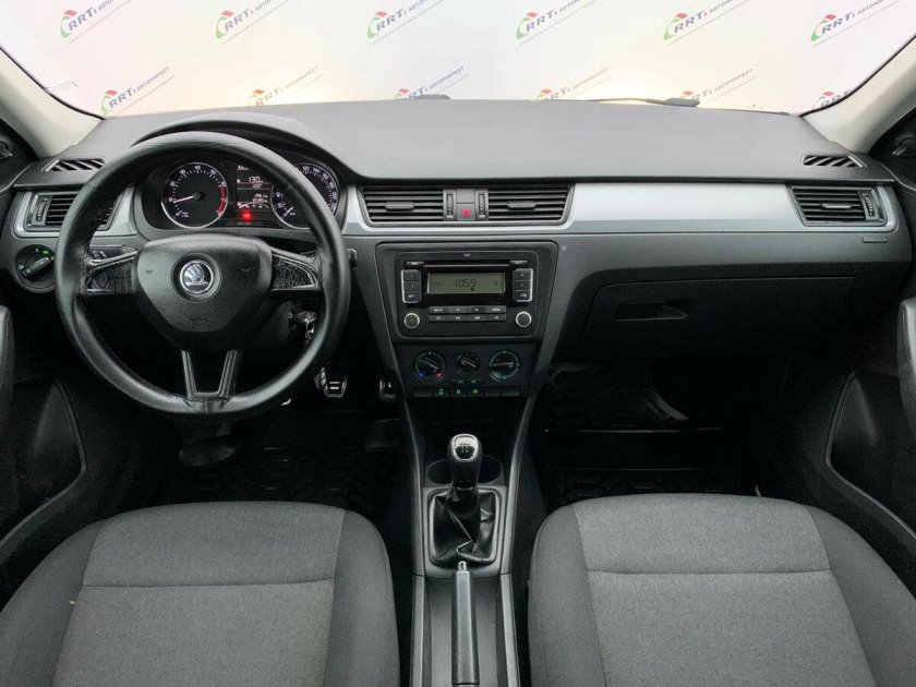 Skoda rapid 2015 салон