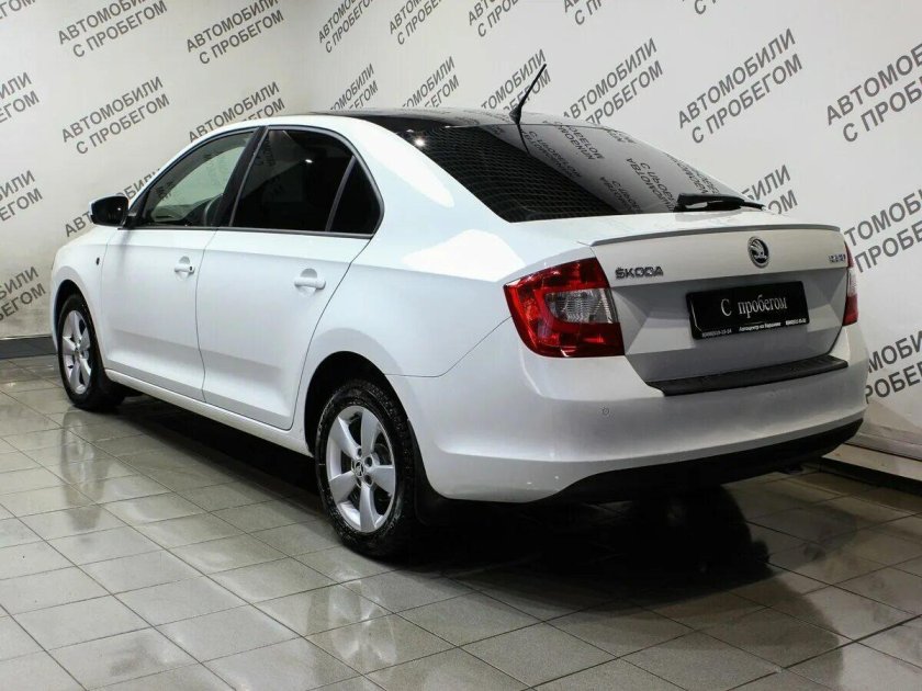 Шкода Рапид 2015