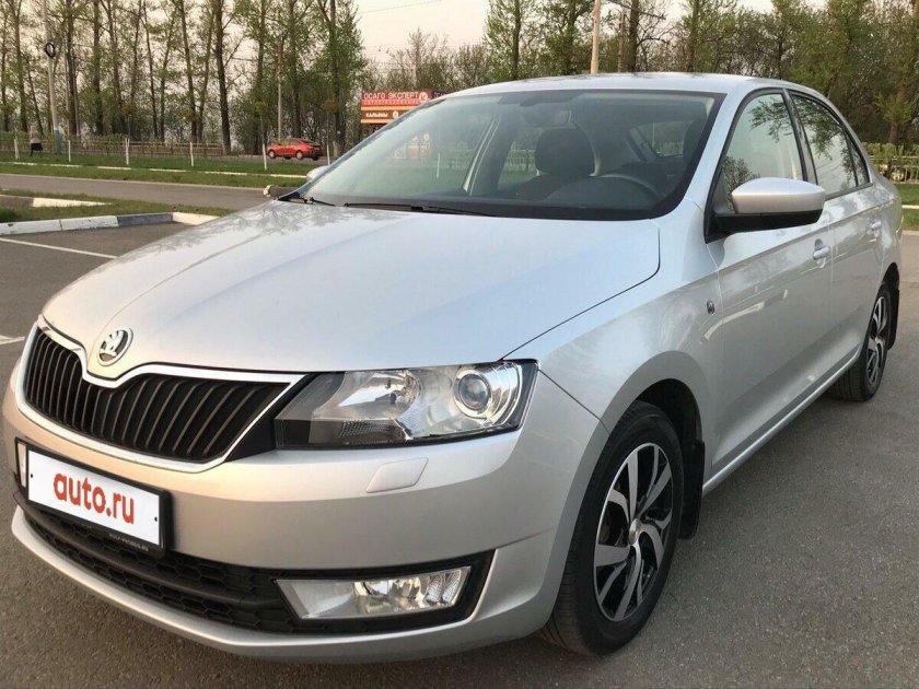 Шкода Рапид 2015
