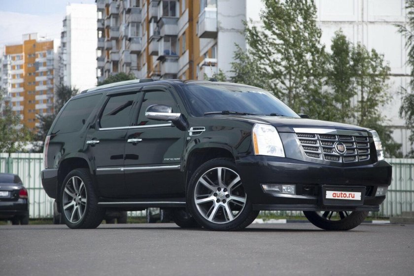 Кадиллак Эскалейд черный 3