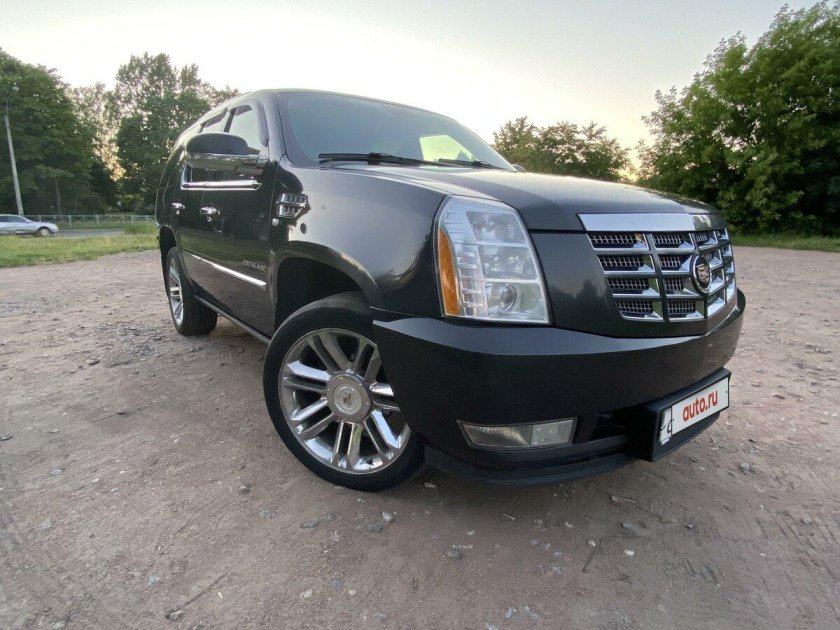 Кадиллак эскалейд 2011