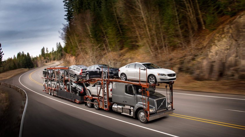 Трак Вольво автовоз