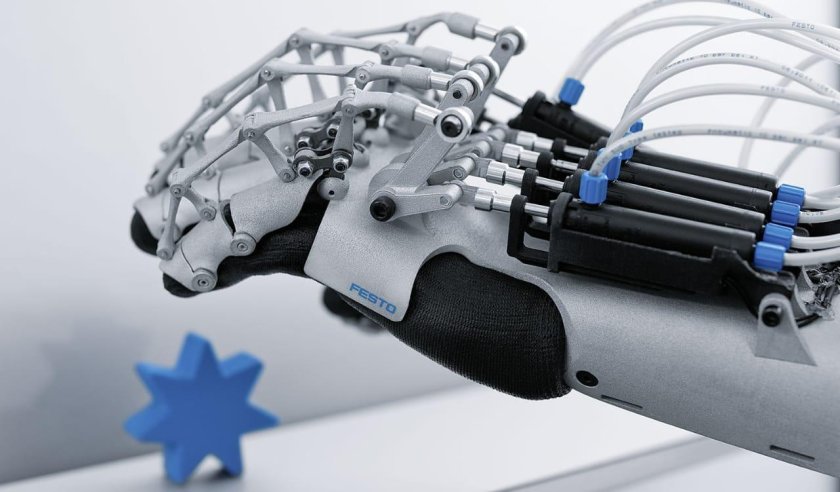 Пневмомышцы экзоскелет