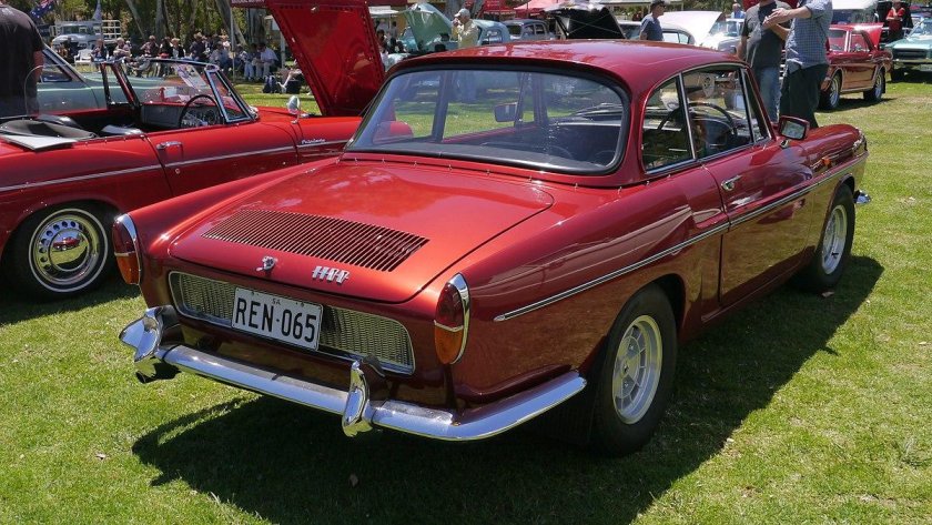 Рено Каравелла