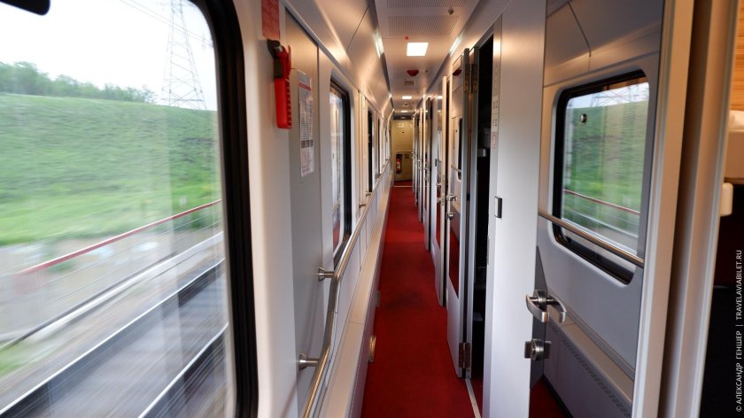 Поезд 643 Кисловодск Адлер