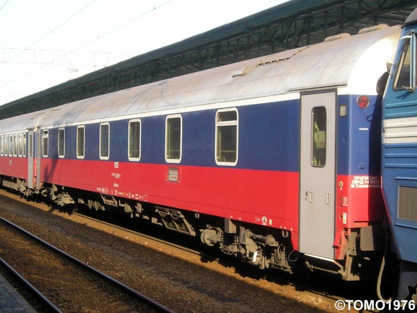 Фирменный поезд Арктика 015а