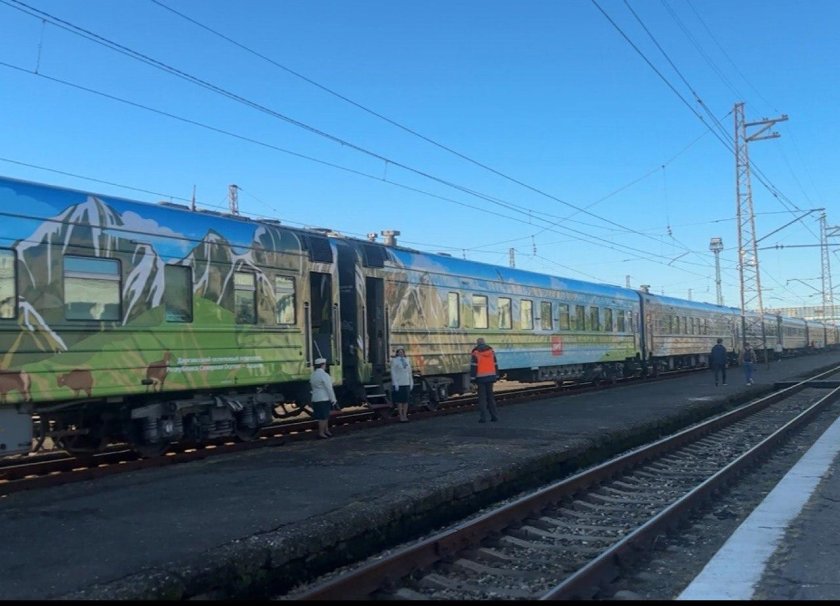 Туристический поезд жемчужина кавказа