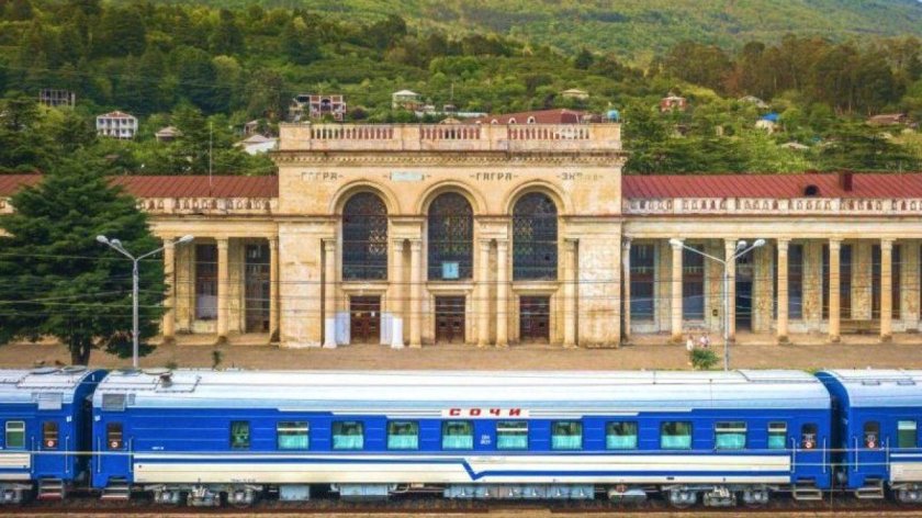 Туристический ретро поезд сочи гагры