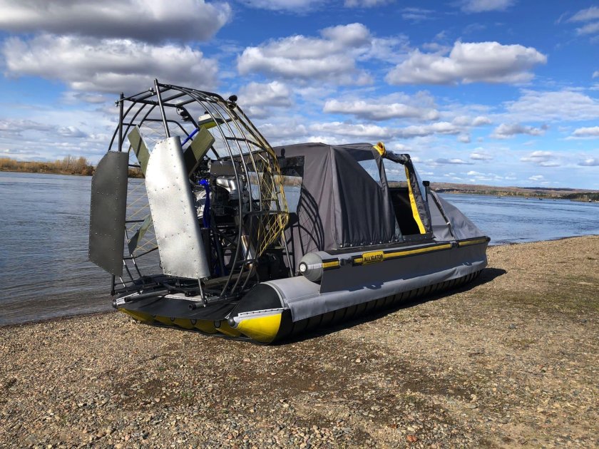 Аэролодка "берег-480"