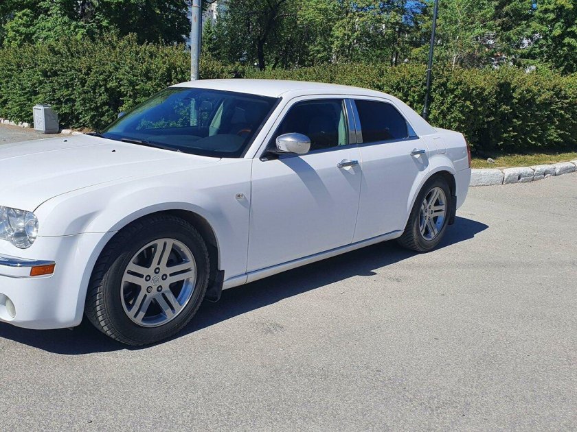 Chrysler 300 2005