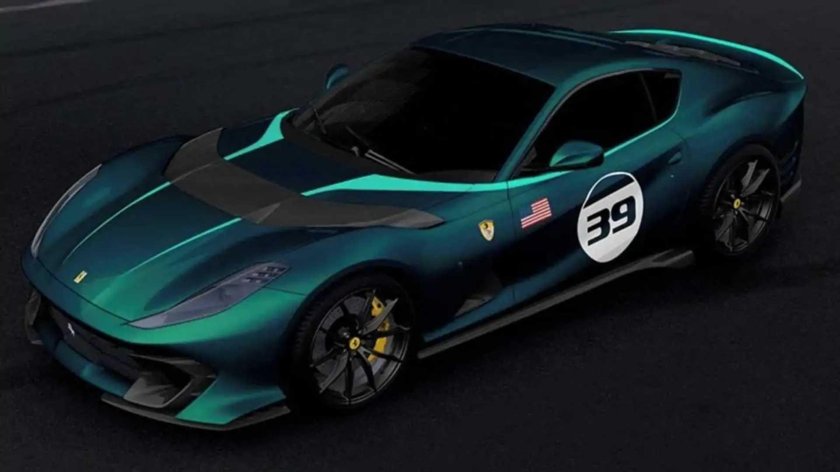 Феррари 812 Competizione