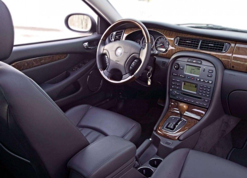 Jaguar x Type 2008 салон