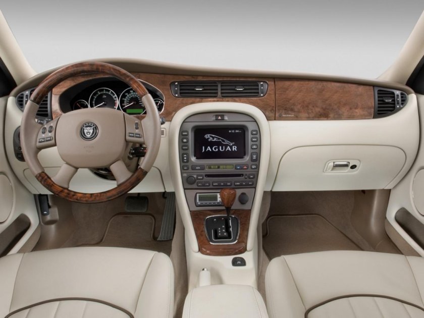 Jaguar x Type 2008 салон
