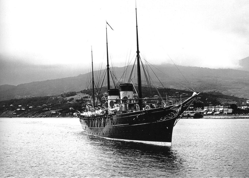 Императорская яхта Штандарт