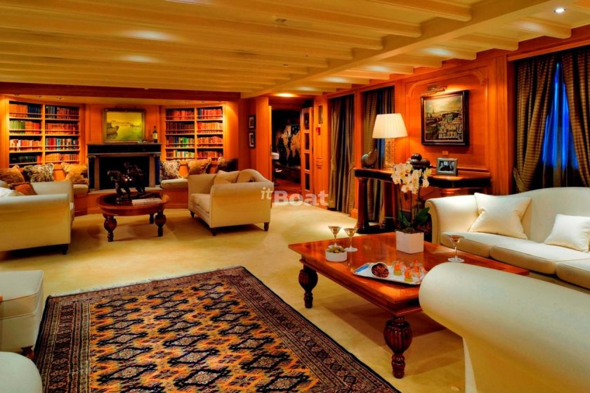 Christina o яхта