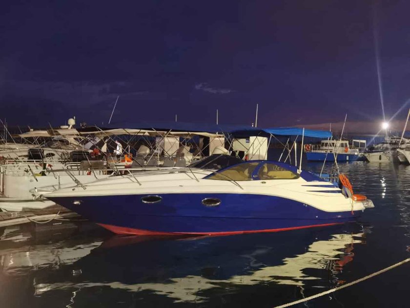 Яхта в сочи