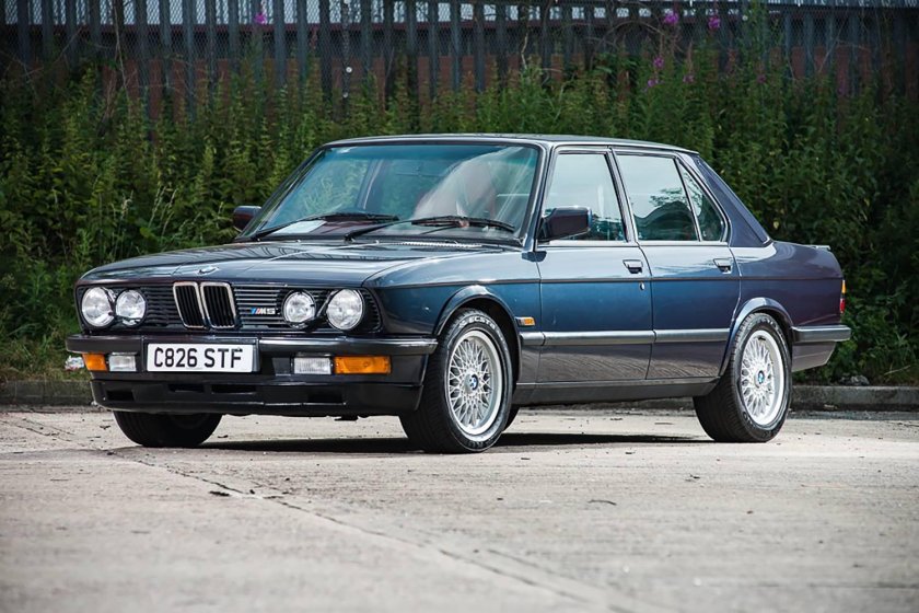 BMW e28 m5